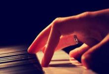 雷竞技-Ming回归赛场，爆冷首场状态亮眼，塞尔维亚队观众沸腾！的简单介绍